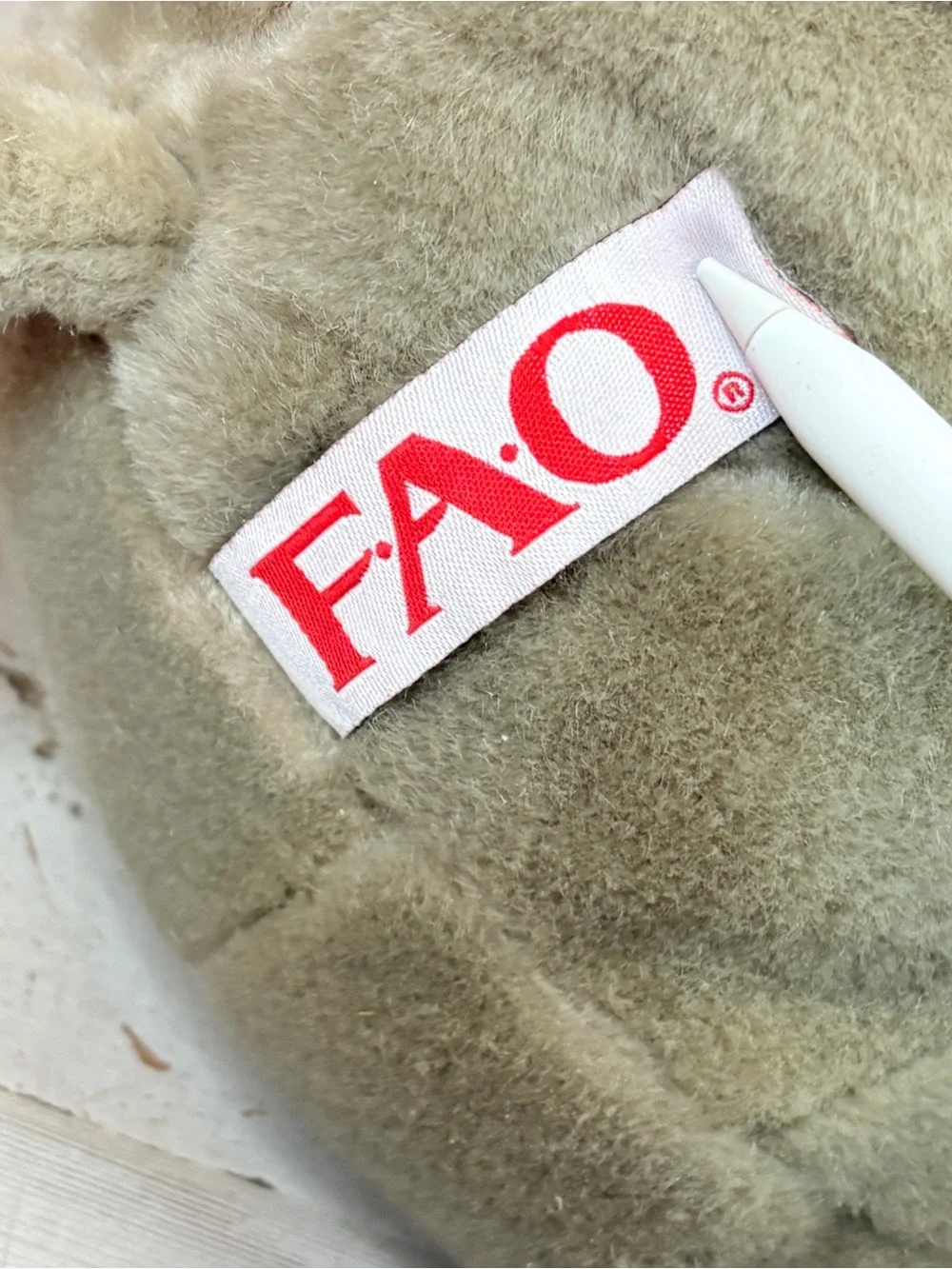 2013 FAO Schwarz Toys “R” Us Big Sitting Elephant Plush Stuffed Animal